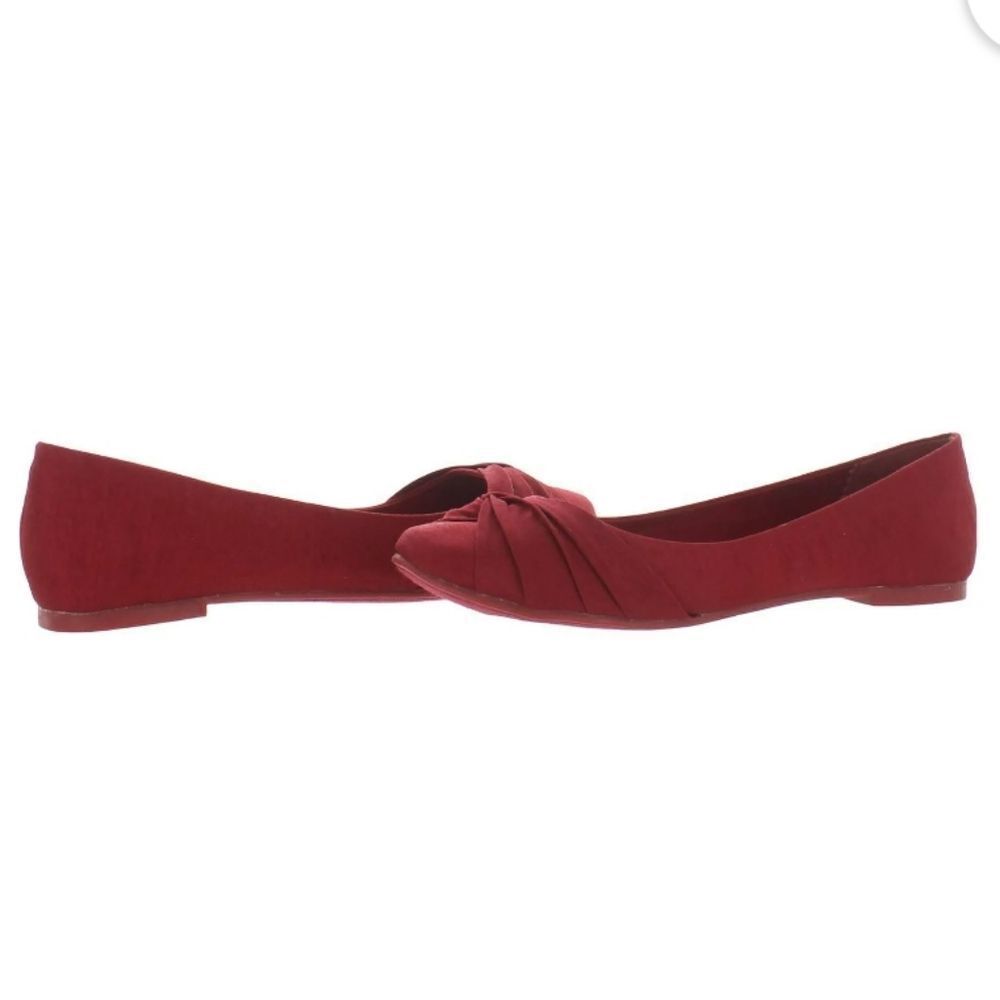 BRAND NEW HERSTYLE NITASHA ROUND TOE SLIP-ON WOMEN"S BURGUNDY FLAT SHOE